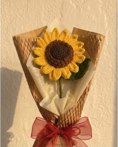 Handmade crochet Sunflower single by Moss & Yarn, Bhubaneswar